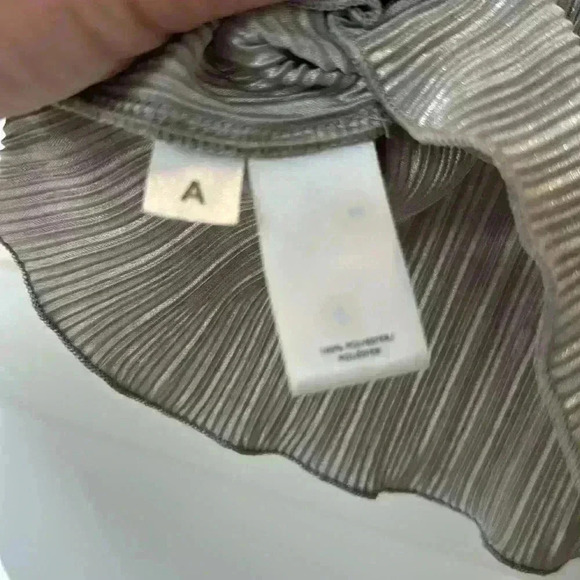 Ann Taylor Medium blouse metallic - Picture 6 of 10